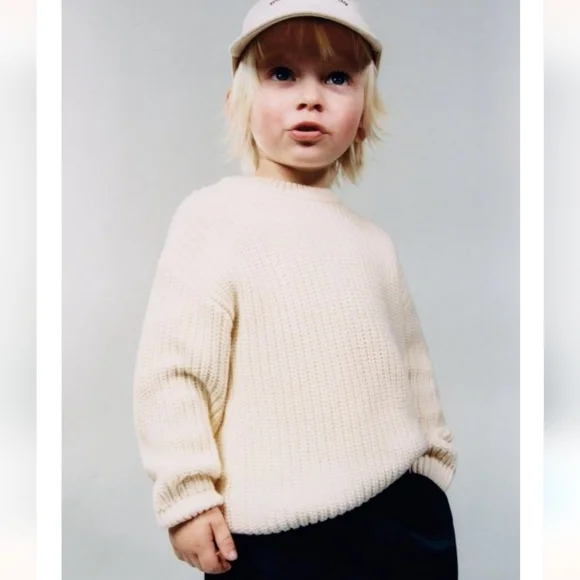❌️SOLD❌️ZARA KIDS KNIT SWEATER SIZE 3-4 YEARS - Picture 2 of 5